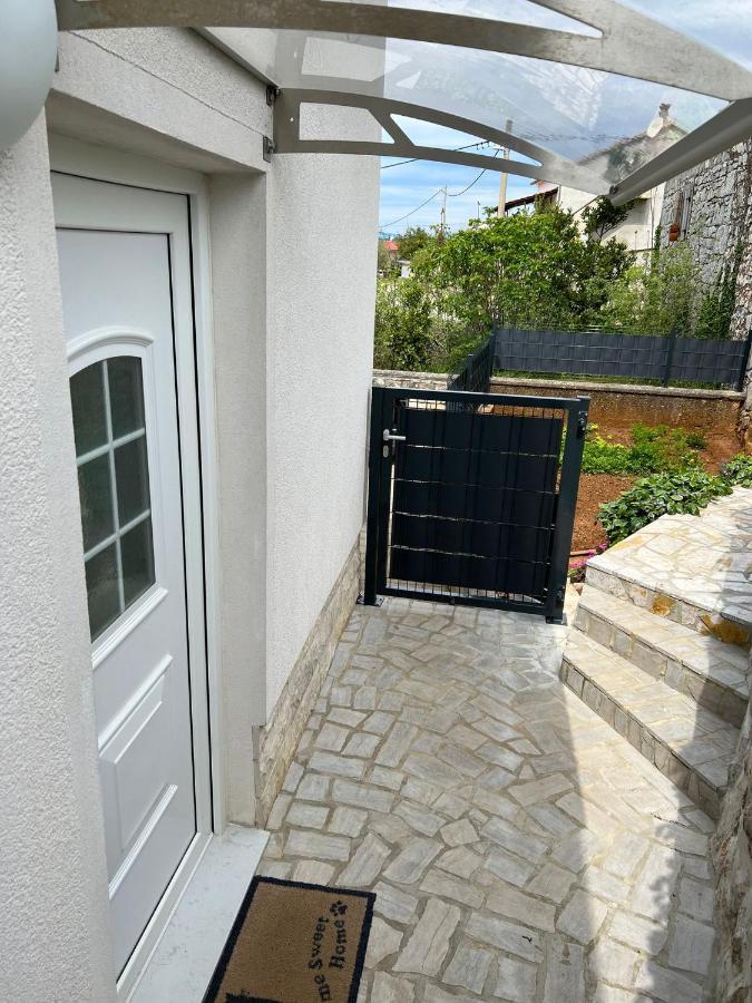 Apartments Bernarda Skrbčići Zewnętrze zdjęcie