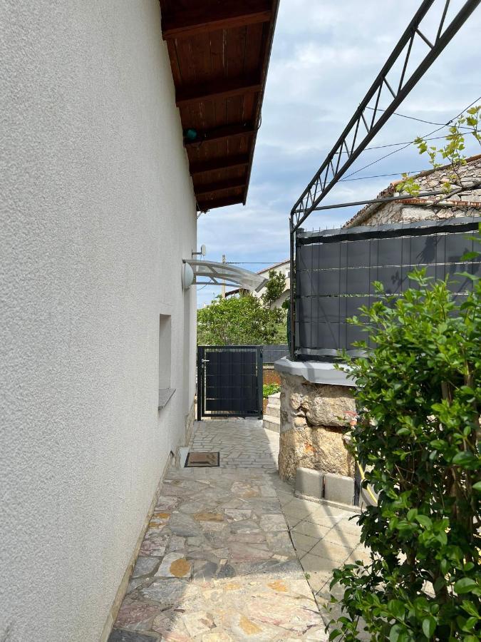 Apartments Bernarda Skrbčići Zewnętrze zdjęcie
