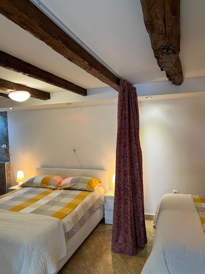 Apartments Bernarda Skrbčići Zewnętrze zdjęcie