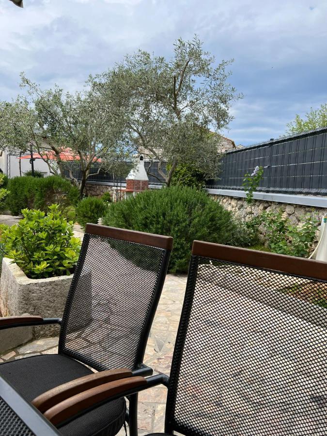 Apartments Bernarda Skrbčići Zewnętrze zdjęcie
