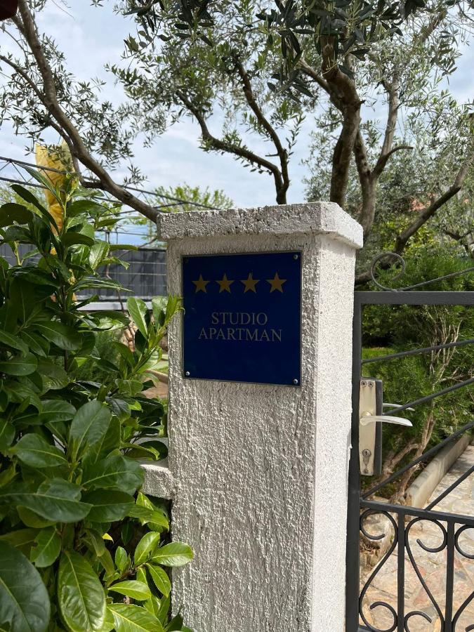 Apartments Bernarda Skrbčići Zewnętrze zdjęcie