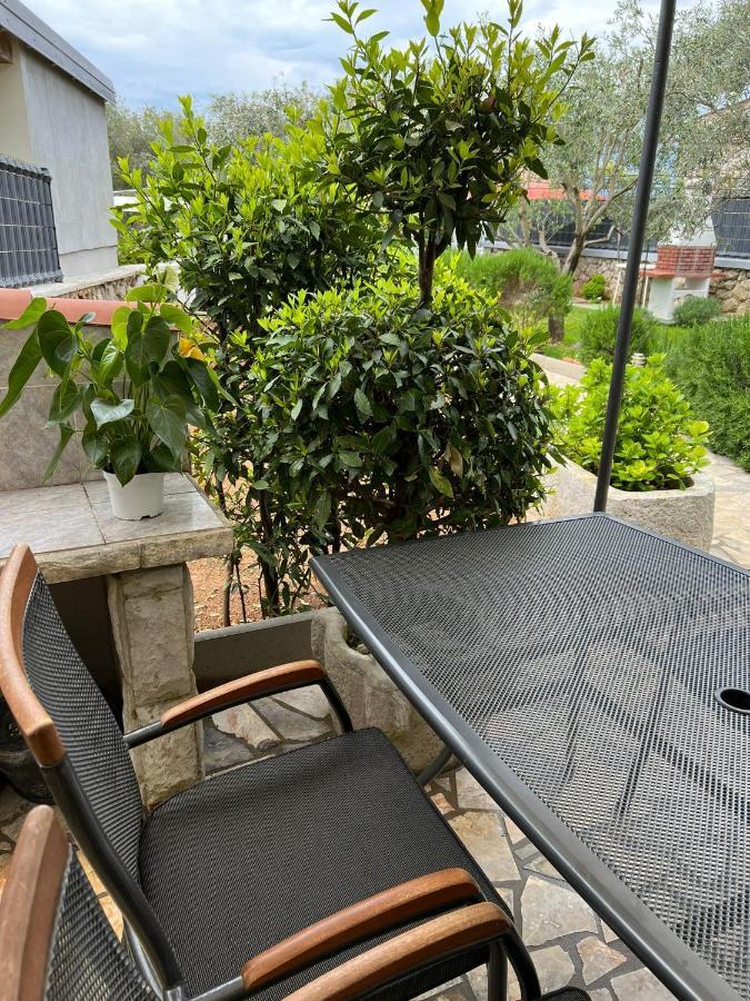 Apartments Bernarda Skrbčići Zewnętrze zdjęcie