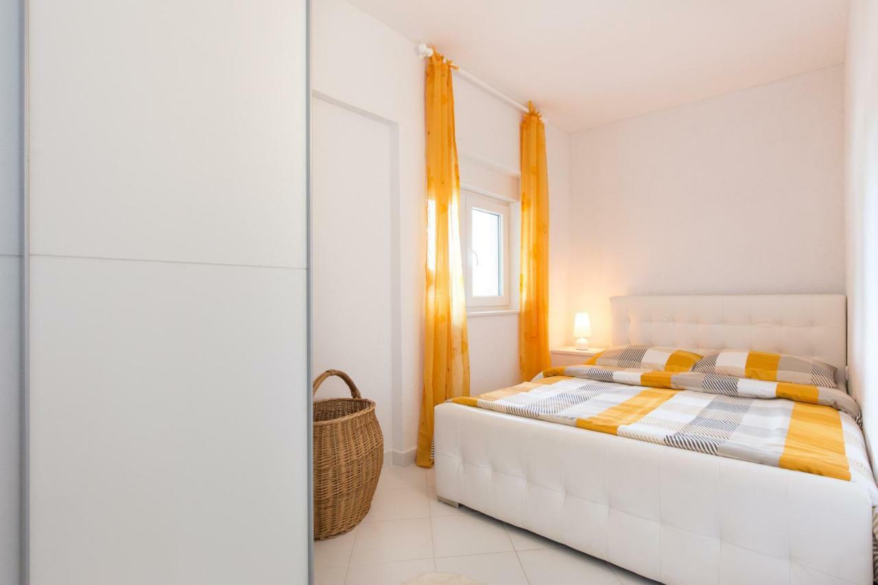 Apartments Bernarda Skrbčići Zewnętrze zdjęcie